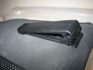 InstaClip one-piece belt clip, black, bulk bagged